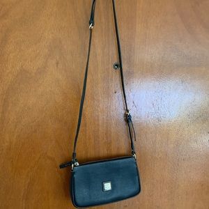 Dooney & Bourke black crossbody